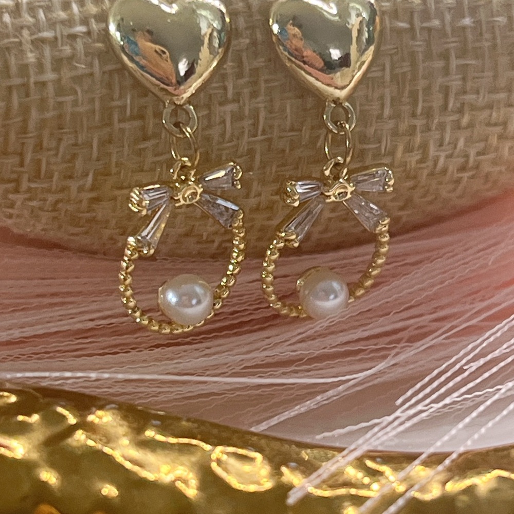 Gold Heart and Pearl Earrings